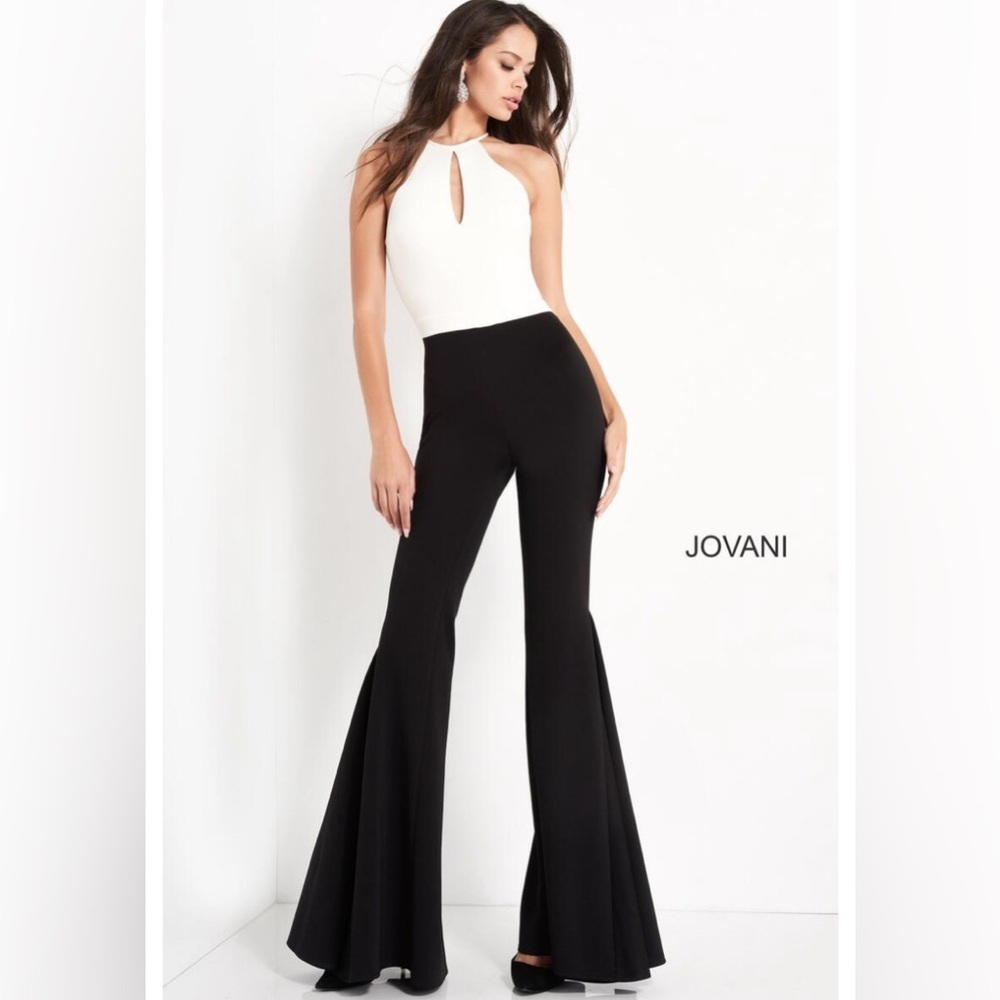 Maslavi by Jovani Velvet Flare pants size 2 Black NEW